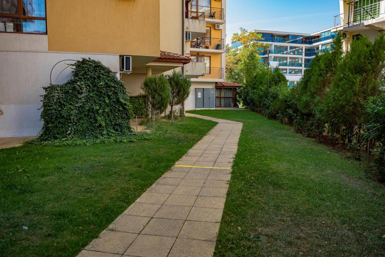 Menada Diamond Bay Apartments Slântsjev Brjag Eksteriør bilde