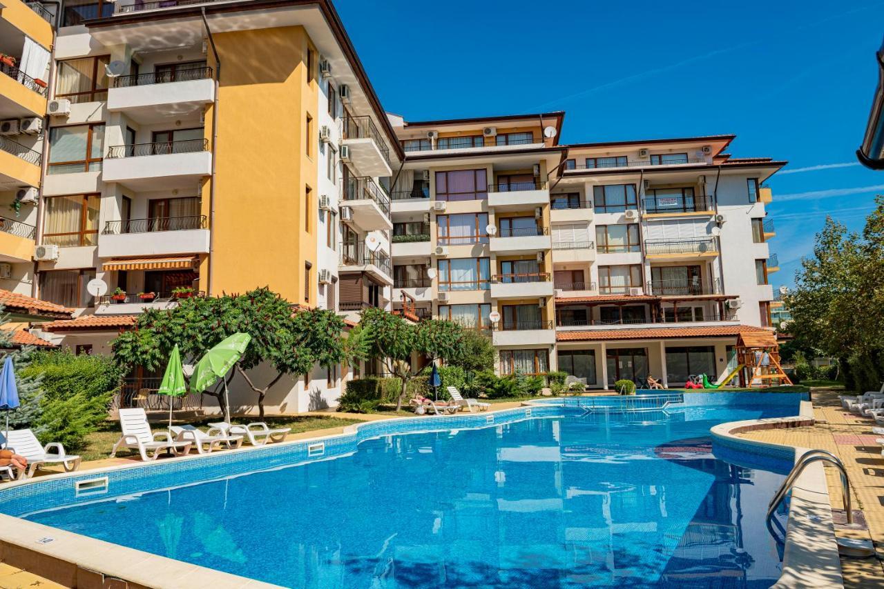Menada Diamond Bay Apartments Slântsjev Brjag Eksteriør bilde