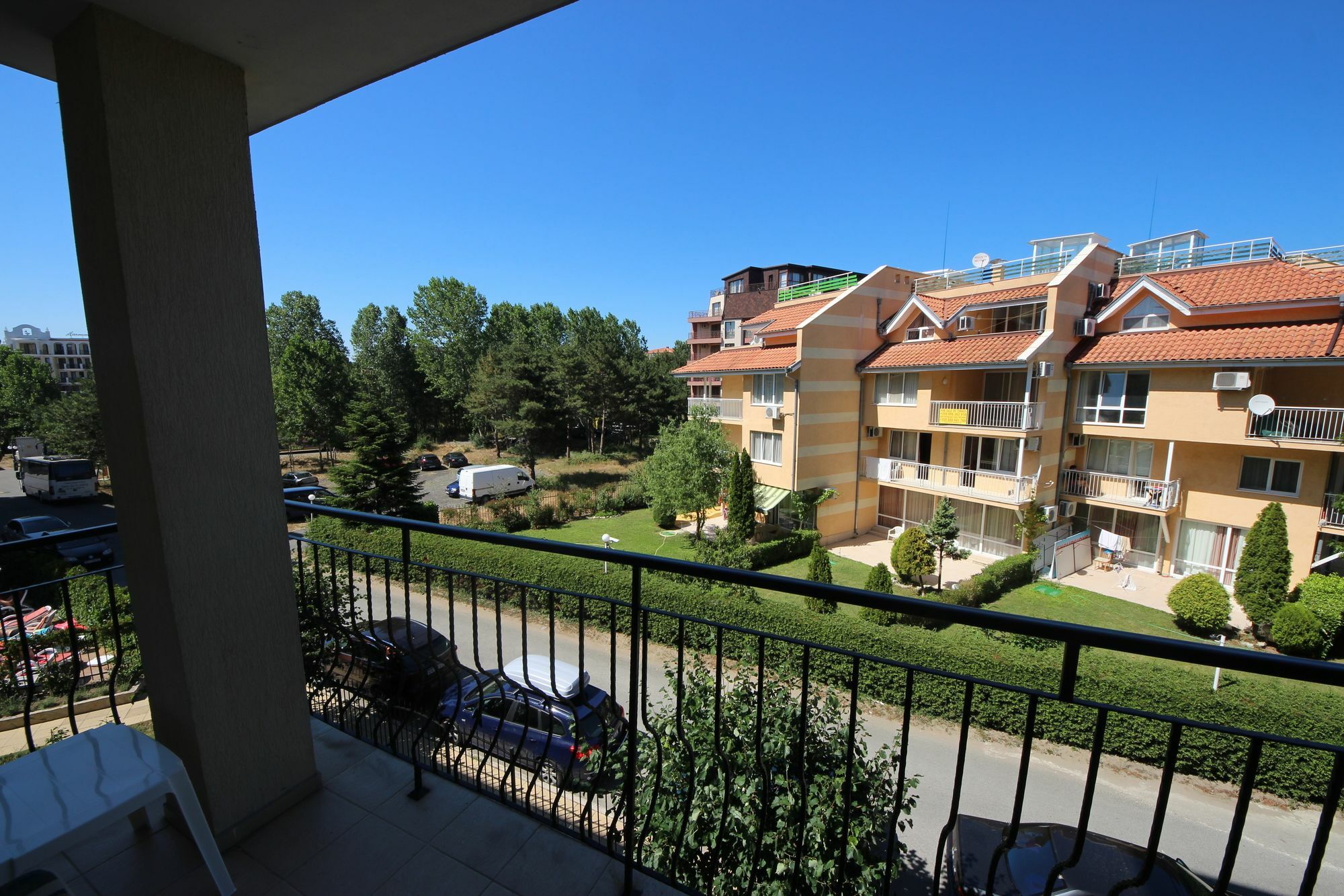 Menada Diamond Bay Apartments Slântsjev Brjag Eksteriør bilde